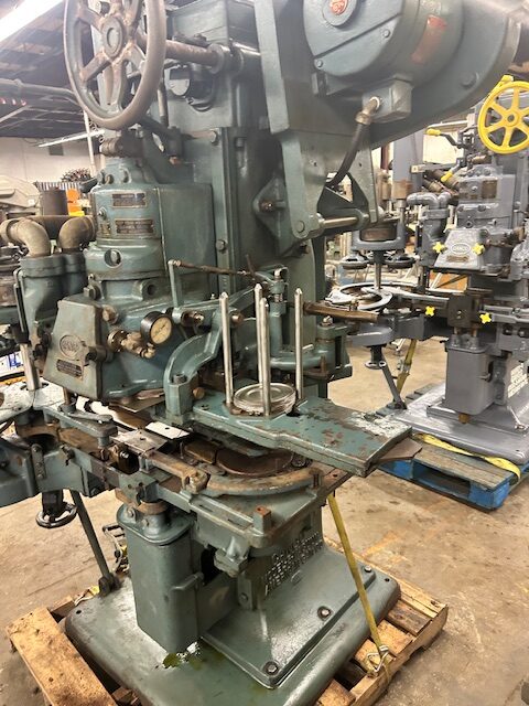 Canco 08C Vacuum Seamer - 502 Dia. - Image 3